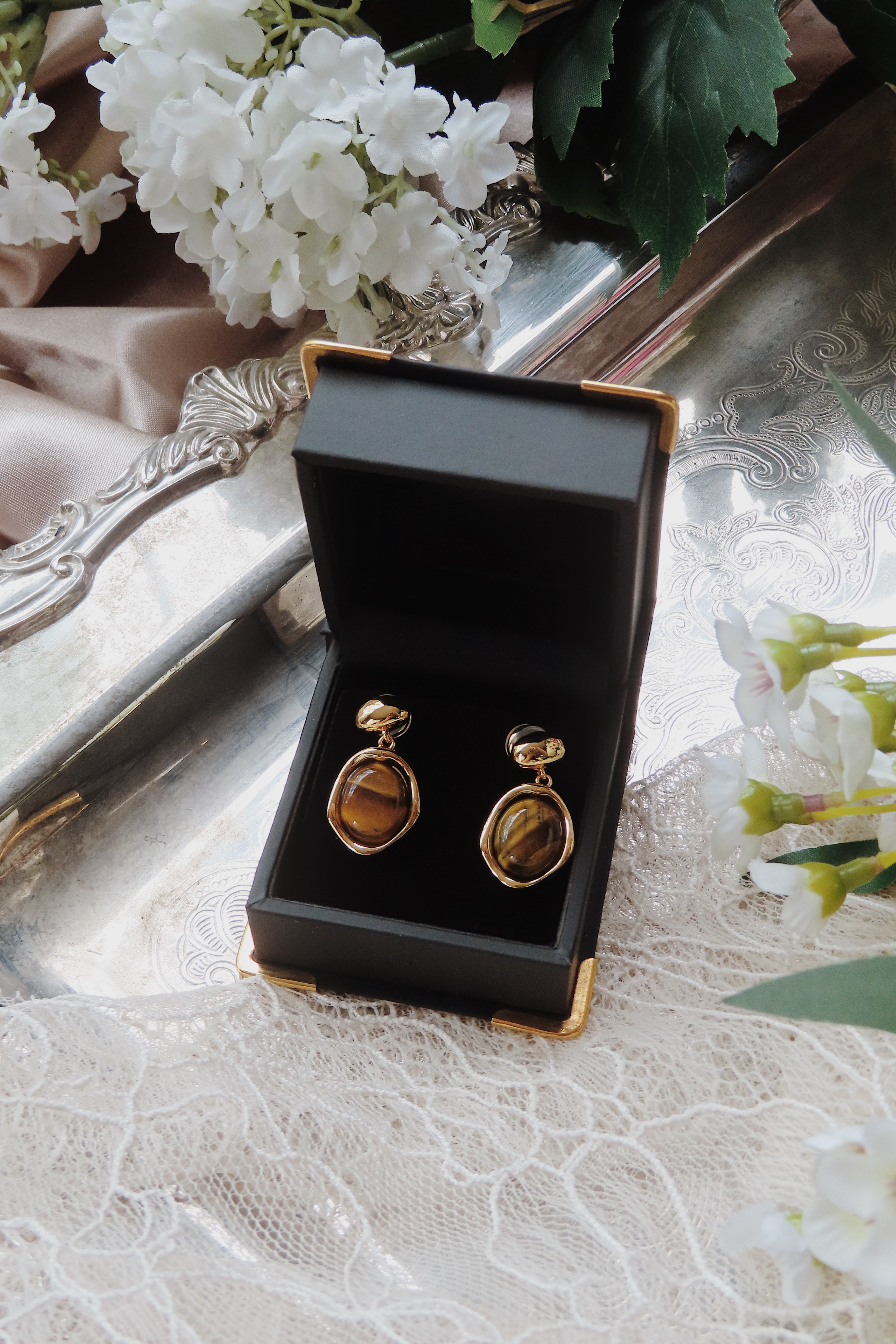 The Valencia Drops — Tiger Eye Edition