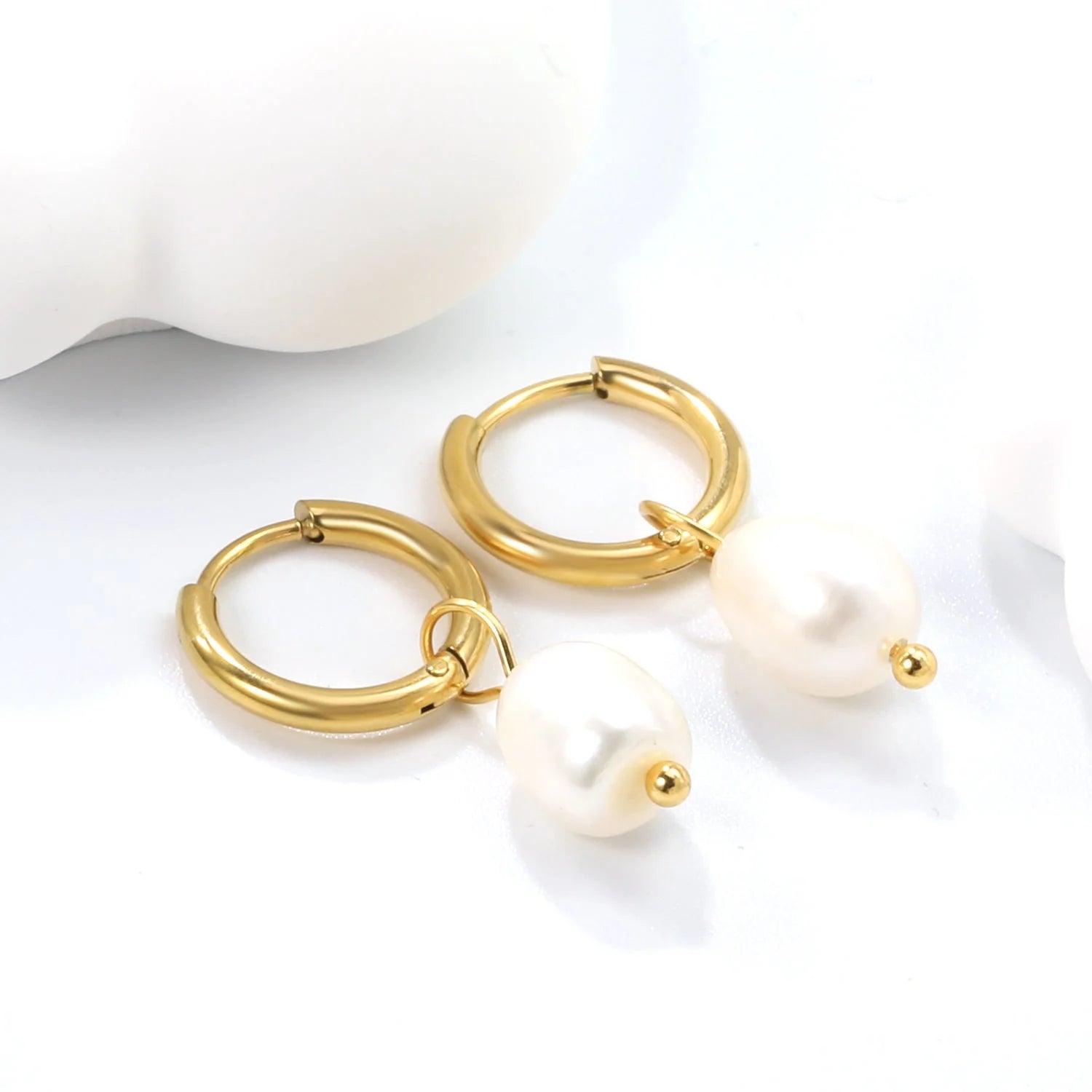 Pearl Feminine